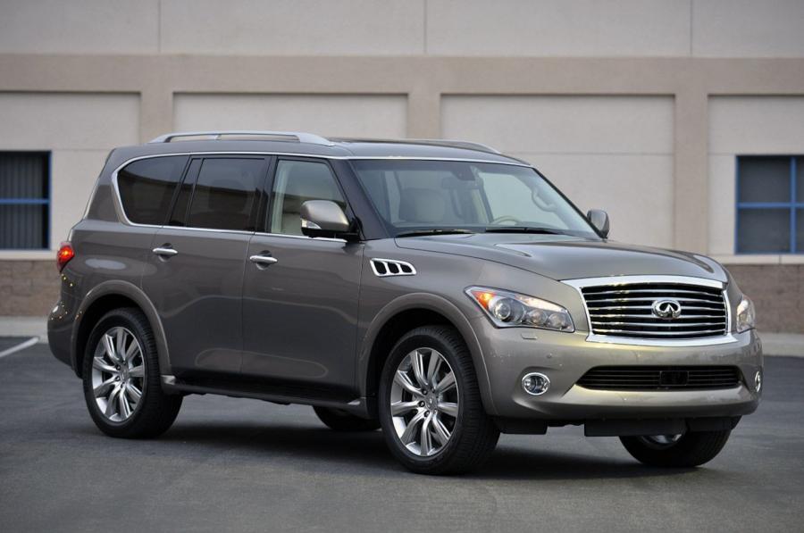  Infiniti QX56 2013 года  (фото 1 из 39)